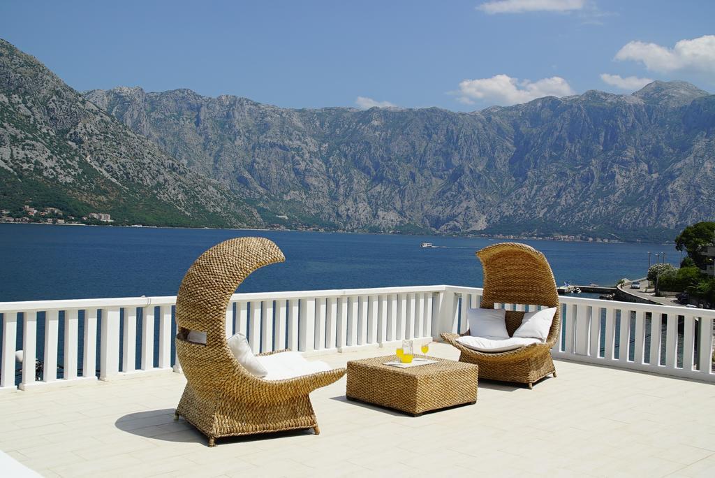 Penthouse Stoliv New Spa-Pool Villa Is Located 5M From The Sea, Exclusive Terrace,Private Jetty Wih Sunbeds, Pebble Beach, Secluded Location Total Area 375M2 At Your Disposal Котор Экстерьер фото